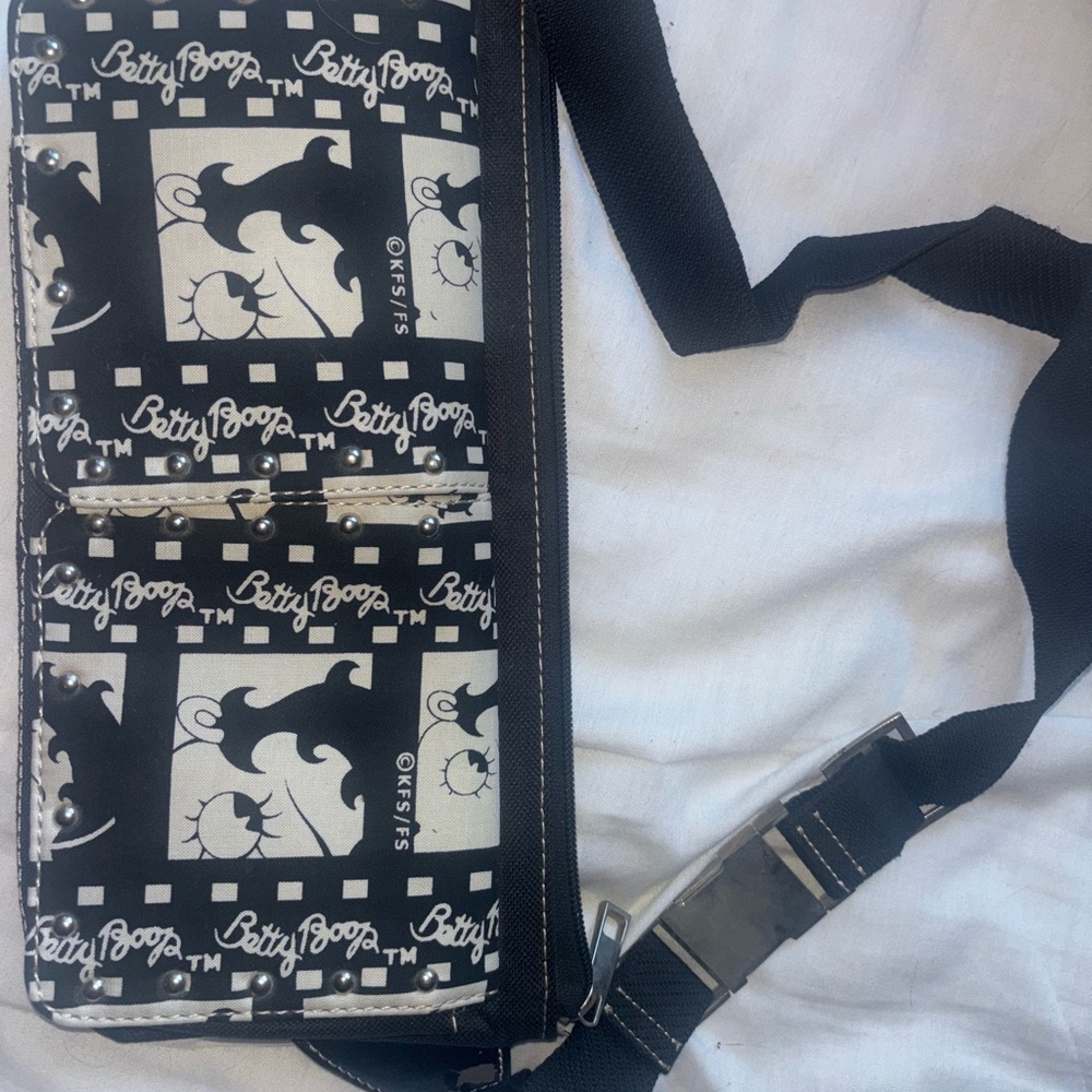 Vintage Betty Boop Black and White Crossbody Bag